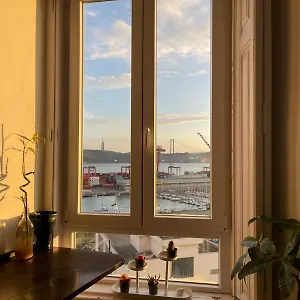 Embassy Arriaga Private Elegance In Stylish Shared Gasthof Lissabon