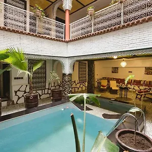 3* Bed & Breakfast Salma Restaurant